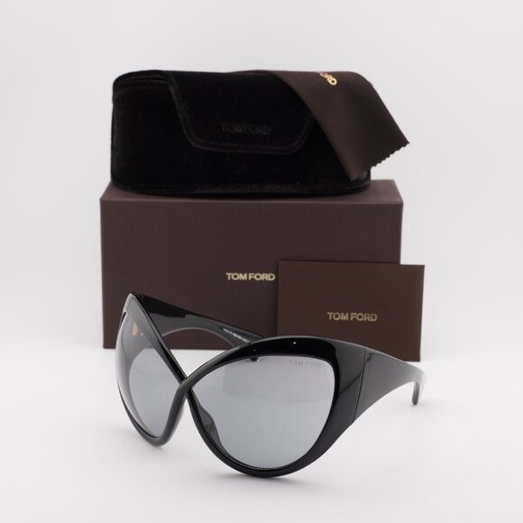 Tom Ford FT0219 DAPHNE 01A Butterfly Sunglasses - Black\Grey - Picture 7 of 9